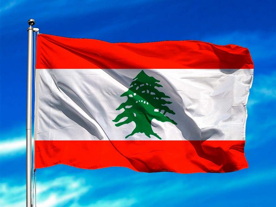 La bandera del Líbano, donde destaca el dibujo de un cedro