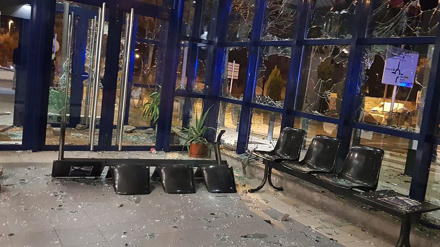 Els aldarulls de les manifestacions proHasel deixen importants desperfectes a la comissaria de Vic