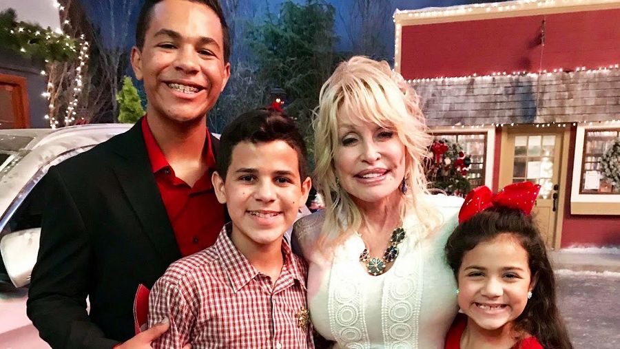 Talia Hill, de 9 años, cuenta cómo Dolly Parton le salvó la vida