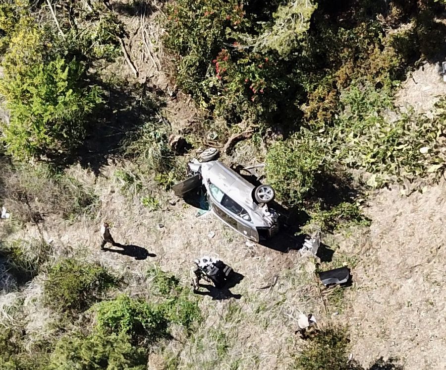 El coche de Tiger Woods visto desde arriba