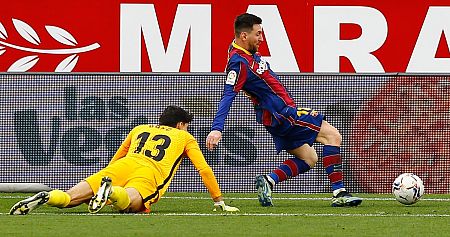 Así fue el gol de Messi en el 85'