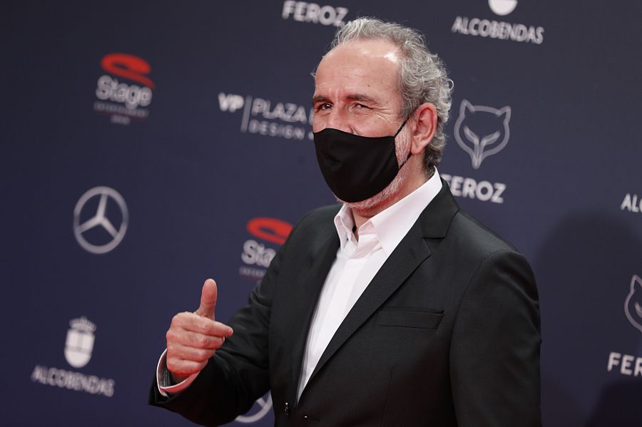 Willy Toledo en el photocall de los Premios Feroz