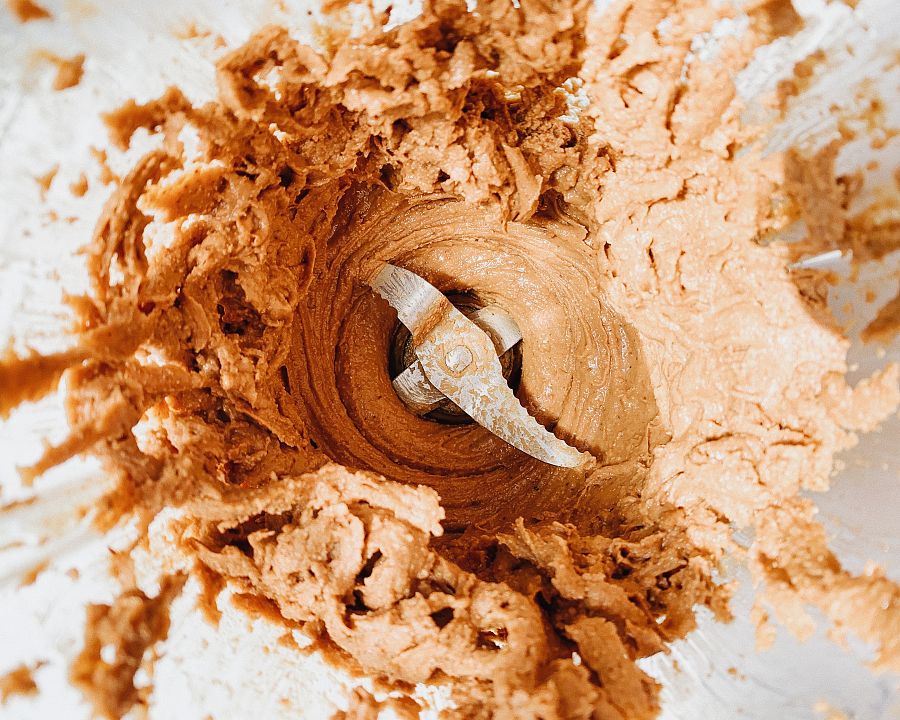 Triturando cacahuetes