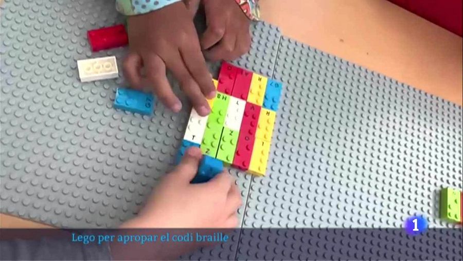 Les peces de LEGO en Braille inclouen seu caràcter equivalent en tinta