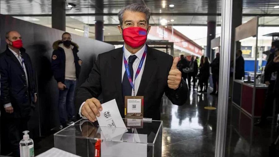 L'expresident Joan Laporta ha estat el primer dels tres candidats a votar