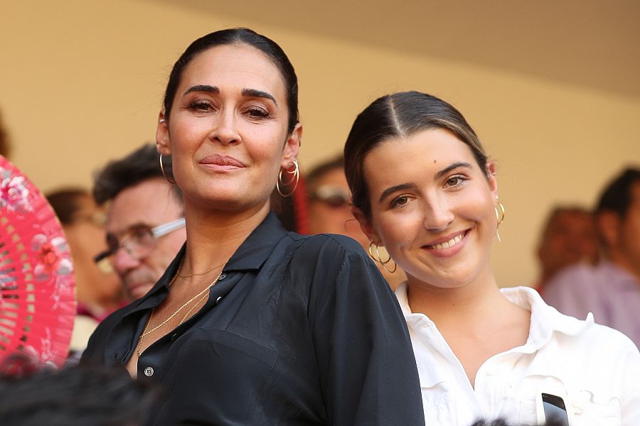 Vicky Martín Berrocal junto a su hija, Alba Díaz