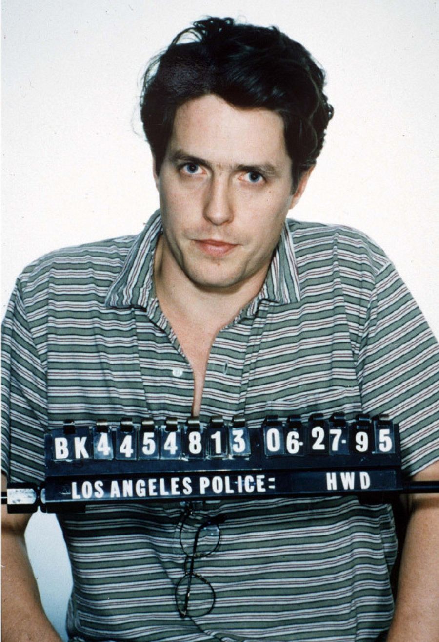 La foto de la ficha policial de Hugh Grant, detenido en Los Ángeles en 1995