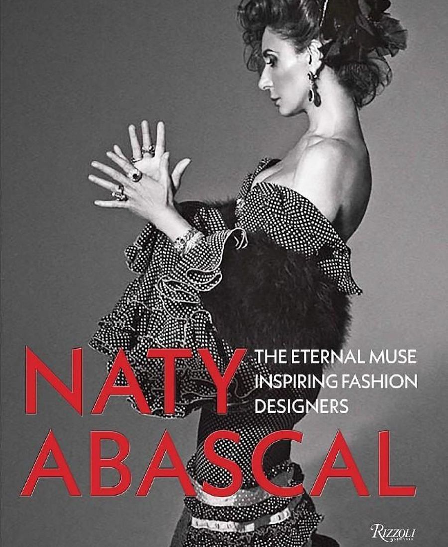 ¿La eterna musa que inspira a los diseñadores de moda¿, libro que rinde homenaje a las distintas etapas de su carrera