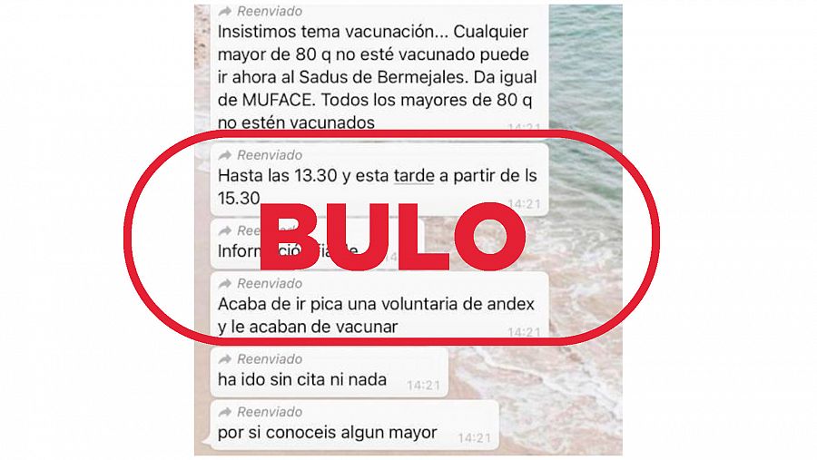 Imagen de los mensajes de Whatsapp del bulo que ha denunciado la Junta de Andalucía con el sello bulo en rojo de VerificaRTVE