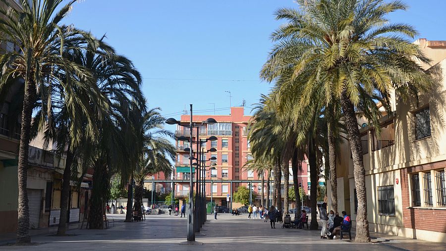 Según la asociación de vecinos, la zona necesita un centro de formación profesional, secundaria pública y una escuela de adultos en condiciones