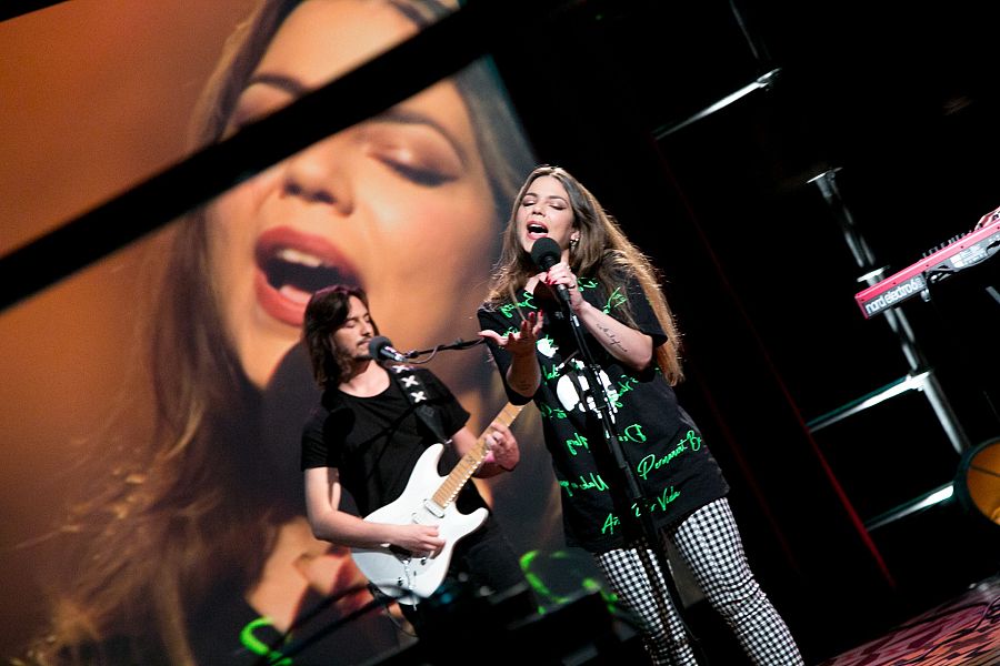 Actuació d'Aiala al plató de 'Punts de vista'