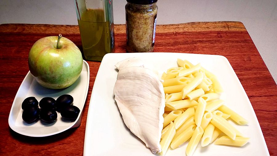 Receta de ensalada de macarrones y pollo a a mostaza