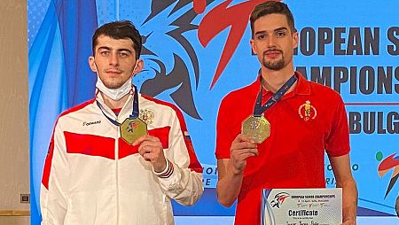 El taekwondista Javier Pérez Polo luce su medalla de bronce conseguida en la categoría de -63kg.