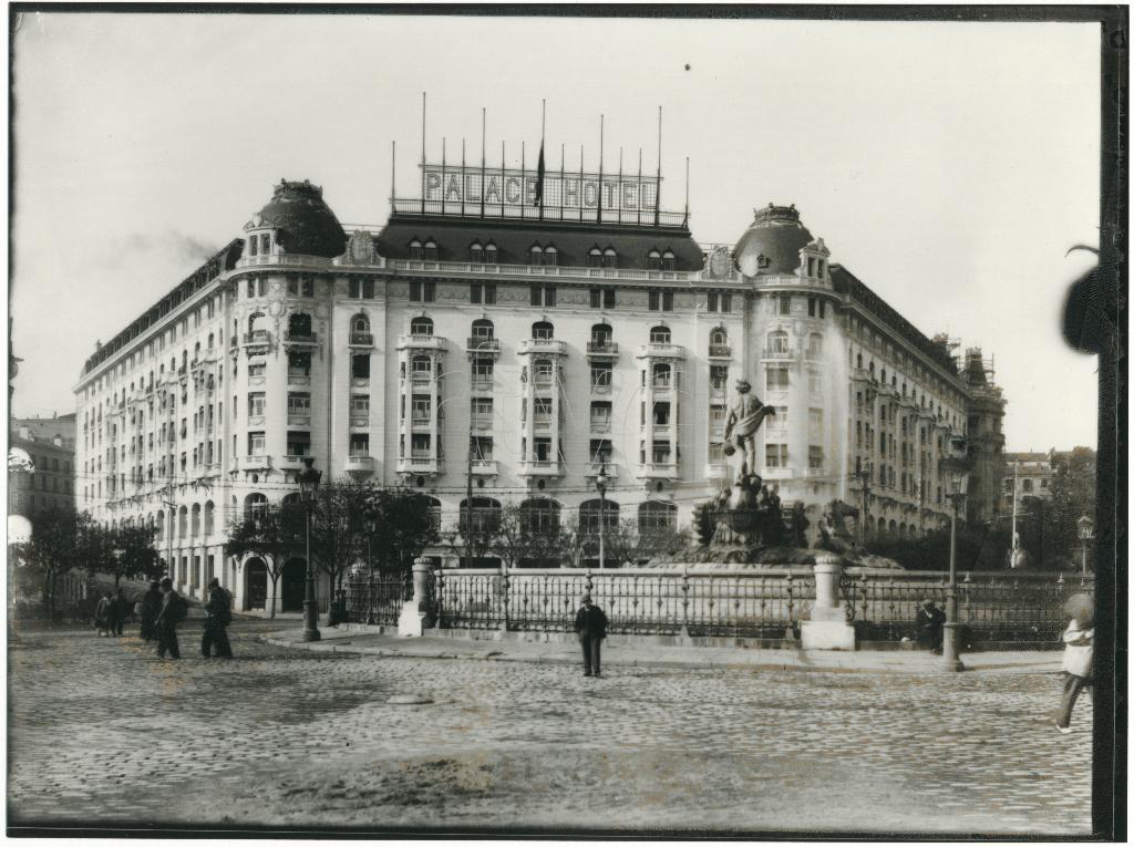 FACHADA DEL HOTEL PALACE