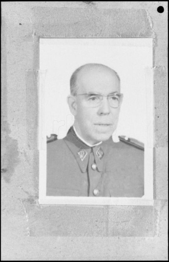 REPRODUCCION DE UNA FOTOGRAFIA DE UN MILITAR DEL CUERPO DE I