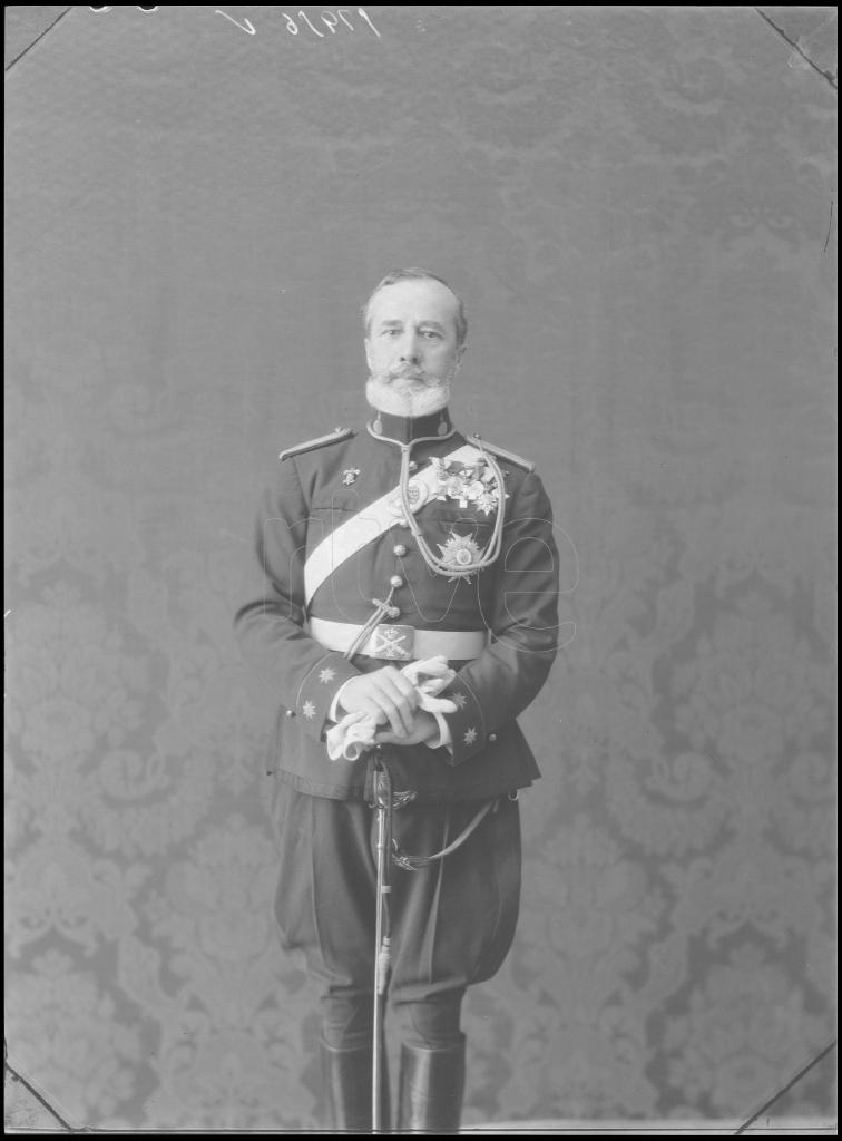 TENIENTE CORONEL CONDECORADO