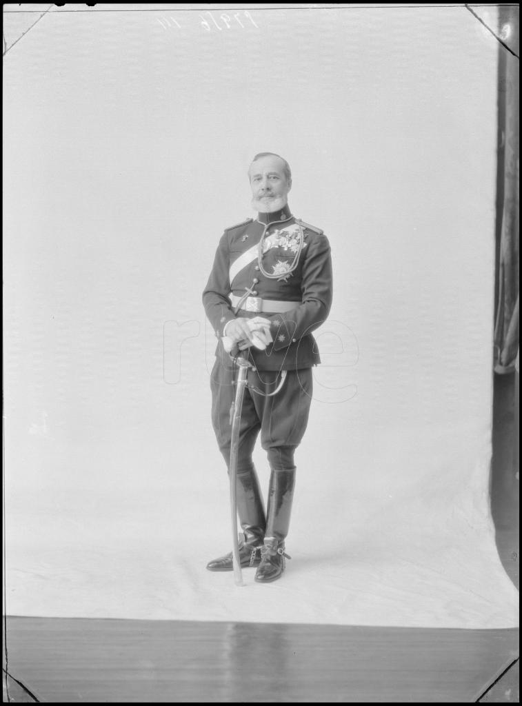 TENIENTE CORONEL CONDECORADO