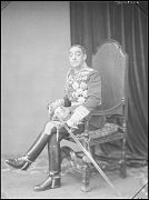 TENIENTE CORONEL SENTADO