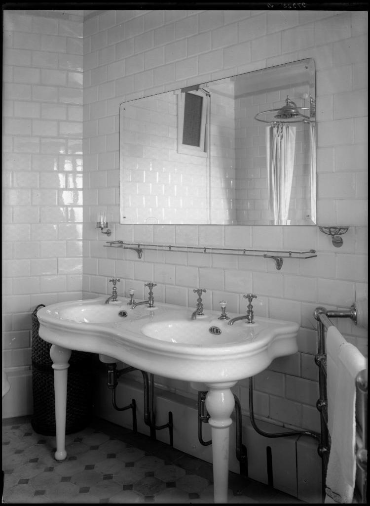 CUARTO DE BAÑO DEL HOTEL PALACE