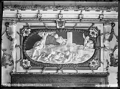 DETALLE DE LA PUERTA DEL SALON DE PORCELANA EN EL PALACIO RE