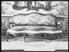 SOFA DEL SALON GASPARINI EN EL PALACIO REAL DE MADRID