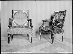 SILLONES DE LA ANTECAMARA GASPARINI DEL PALACIO REAL DE MADR