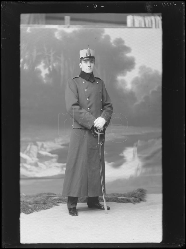 ALFONSO DE ORLEANS, INFANTE DE ESPAÑA