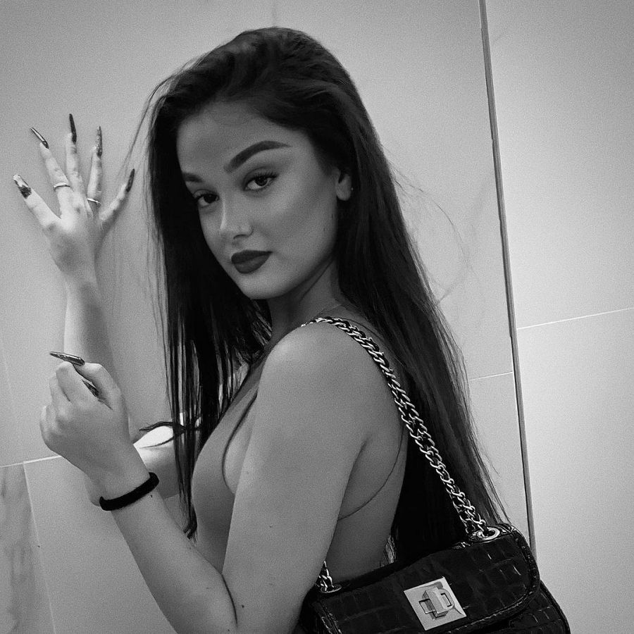 Julia Janeiro, hija de Jesulín de Ubrique y María José Campanario