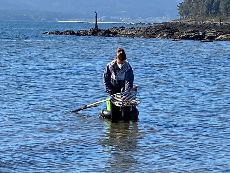 Loredana Caamaño, mariscadora