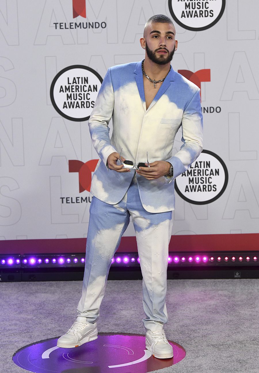 Manuel Turizo en los Latin AMAs 2021