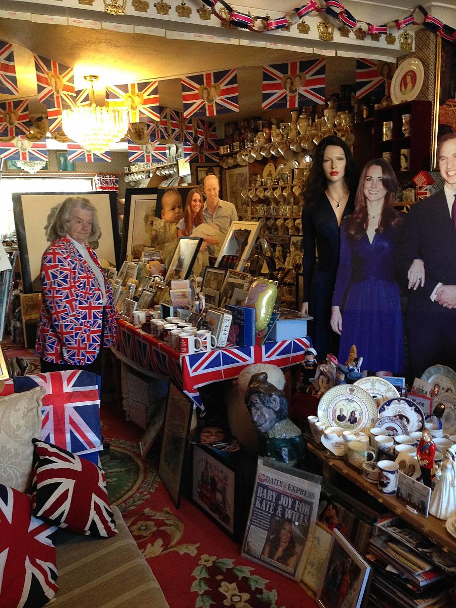 Margaret Tayler y su increble colección de la familia real