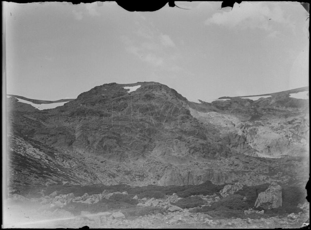 PAISAJE DE MONTA&Ntilde;A