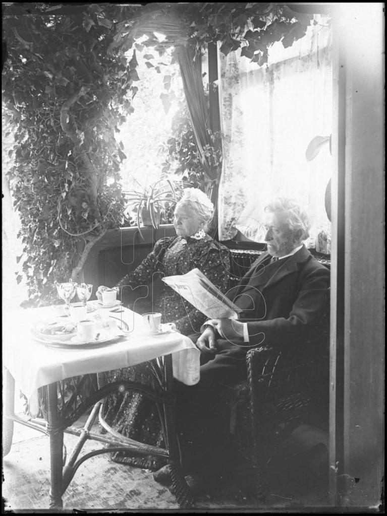 ANDREAS MARTIN FRANZEN Y ELISE LARSEN, PADRES DE CHRISTIAN F