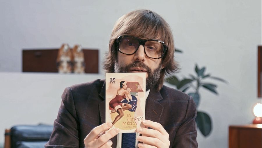 Llibre fals de Noemí Gimeno a 'Helvètica'