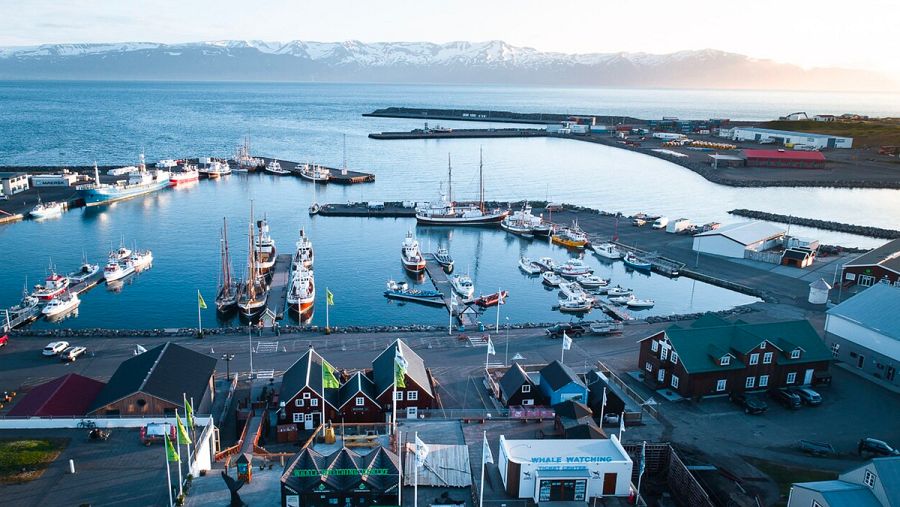 Vista del pueblo islandés Húsavik.