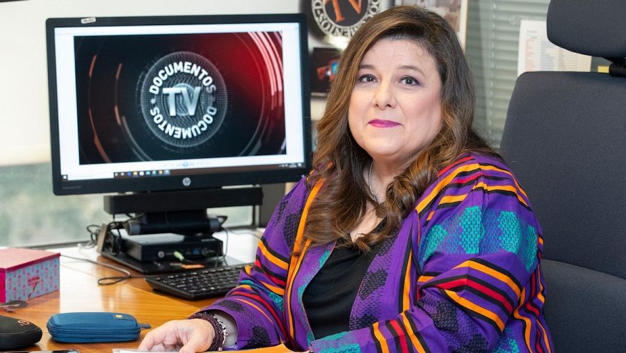Pilar Requena es la actual y primera mujer que dirige Documentos TV