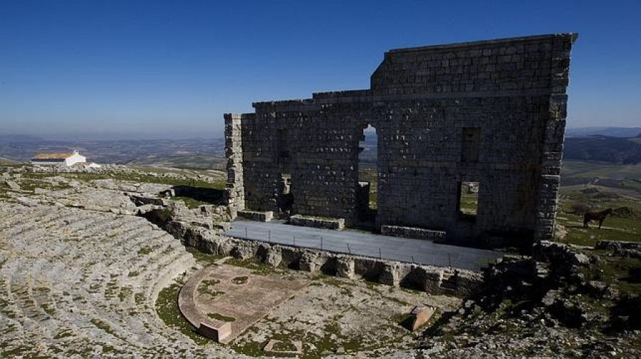 El teatro romano de Acinipo, uno de los mejor conservados de la Península