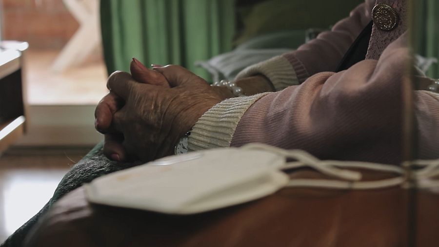 Confinamiento - El cazador de cerebros