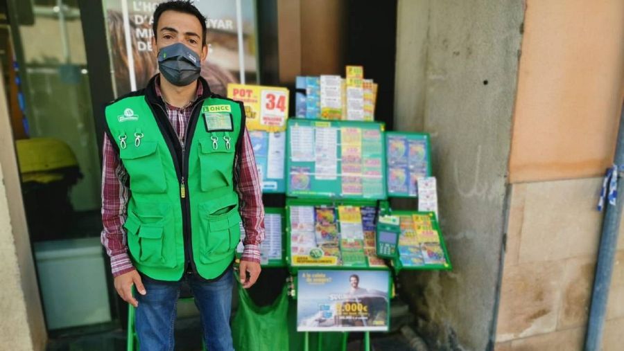 Sergi Coral, venedor de l'ONCE des de 2018