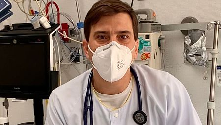 Andrés, médico de Urgencias en un centro madrileño, piensa que el ministerio 