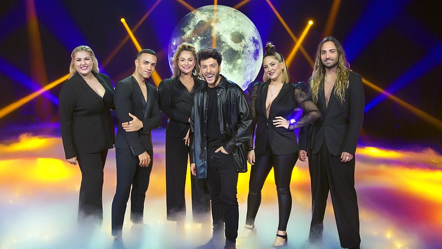 Blas Cantó y sus coristas