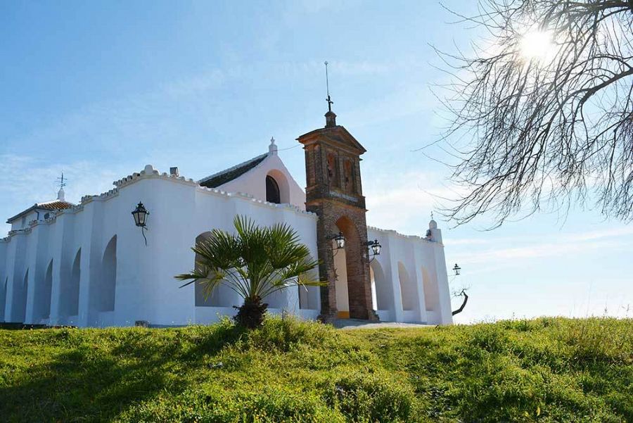 Santuario de Nuestra Señora de Setefilla