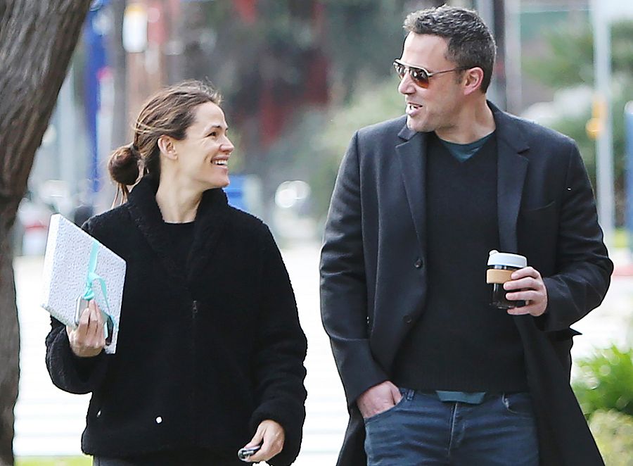 Jennifer Garner junto a Ben Affleck paseando en Santa Mónica