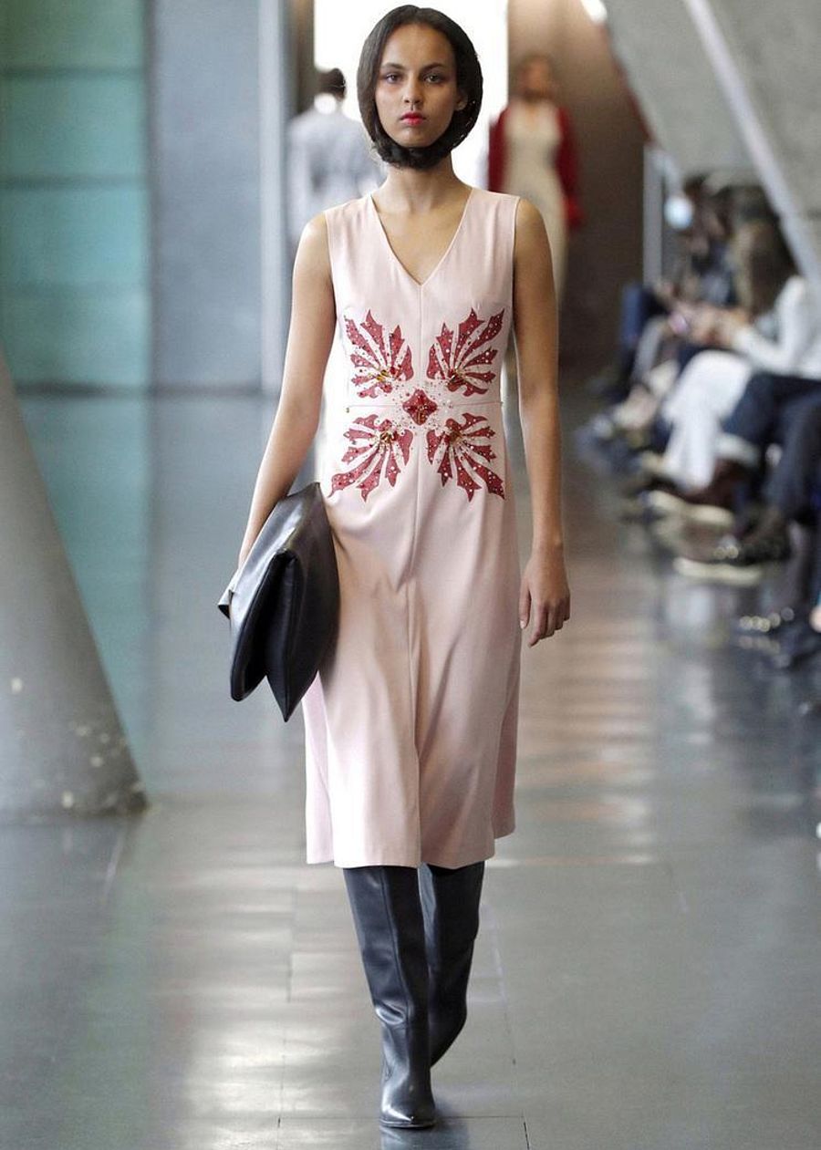 Plasmar la esencia del creador Fortuny ha sido un gran desafío de esta casa taller donde Pilar Dalbat experimenta, diseña y confecciona