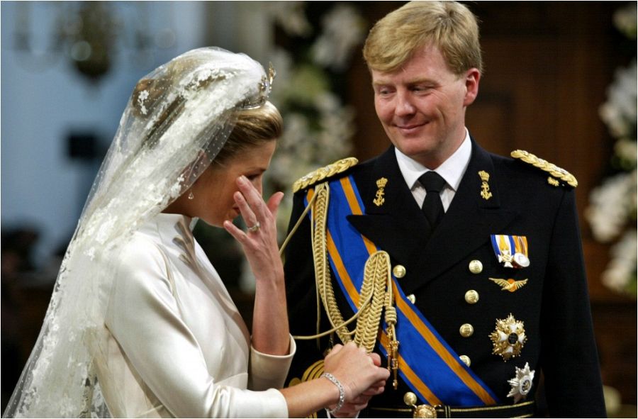 La princesa Máxima derramando lágrimas en su boda