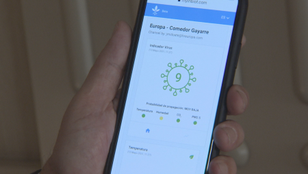 Datos en el móvil del medidor del aire