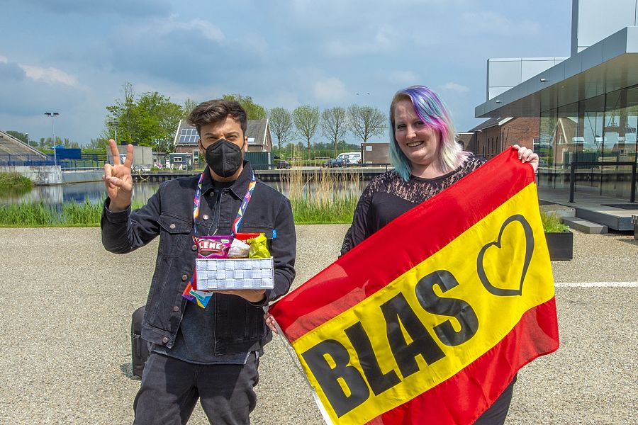 Una fan ha sorprendido a Blas Cantó