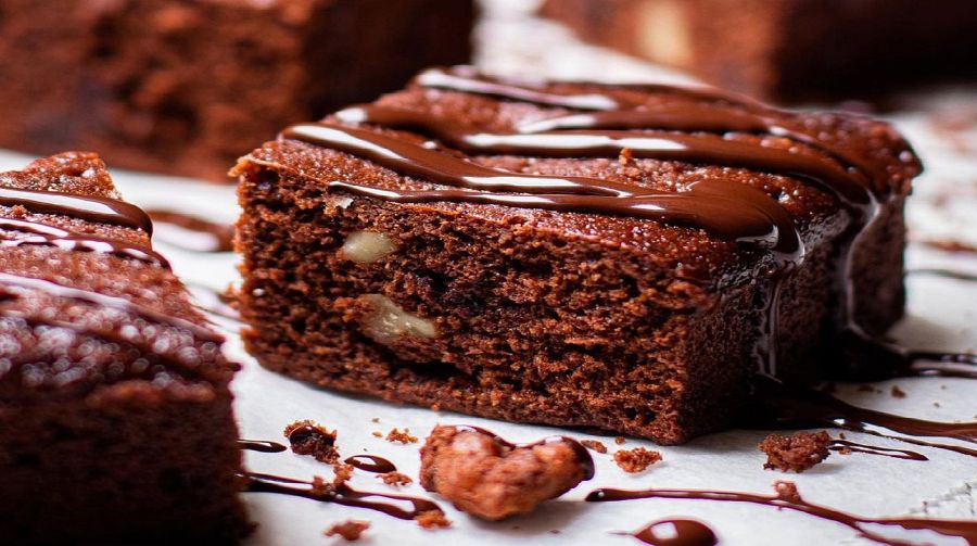 Brownie en taza al microondas, cocina esta riquísima receta en 5 minutos