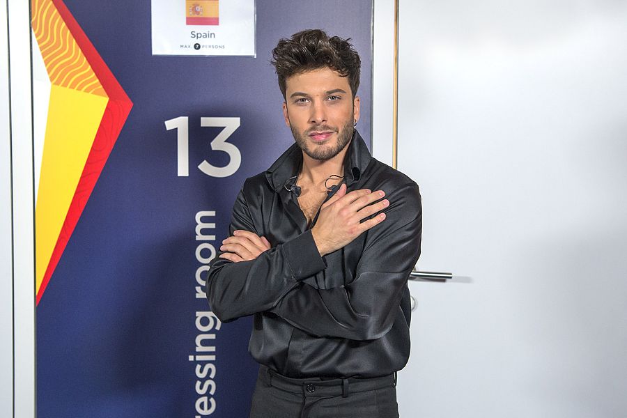 Blas Cantó justo antes de su actuación en Eurovisión