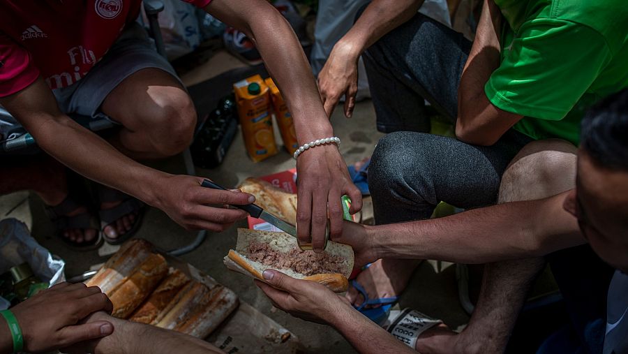 Se organizan para comer